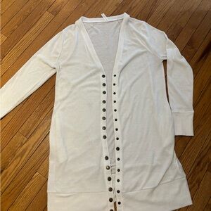 Zenana Outfitters White Button-Front V-Neck Cardigan